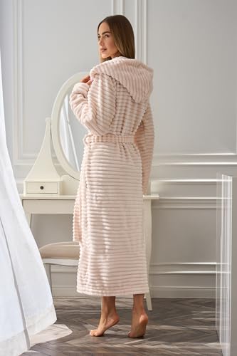 L&L Bademantel Damen lang mit Kapuze I flauschiger Morgenmantel Damen extra lang bis Knöchel – Hausmantel Damen kuschelig warm – Bademäntel für Frauen große Größen aus 100% Polyester (Aprikose, S)