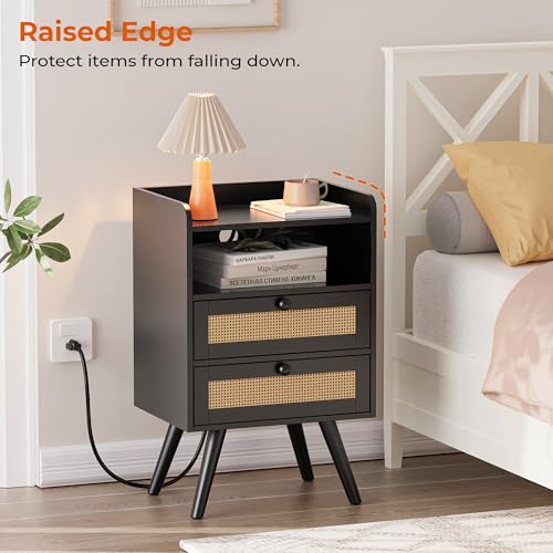 SUPERJARE 2 Drawer Night Stand with Charger Station, Boho Rattan Nightstand Set of 2, 25.2 Inch Tall Bed Side Table with Solid Wood Feet, End Table, Open Storage, Synthetic Rattan, for Bedroom, Black
