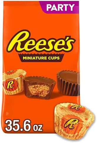 REESE'S Miniatures Milk Chocolate Peanut Butter Cups, Candy Party Pack, 35.6 oz