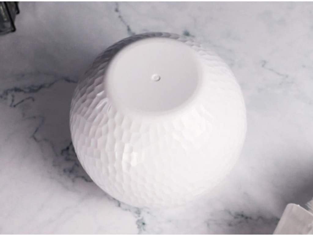 Creative - Juego de escobilla de inodoro con soporte redondo de plástico limpiador de baño para el hogar, diseño blanco y negro
