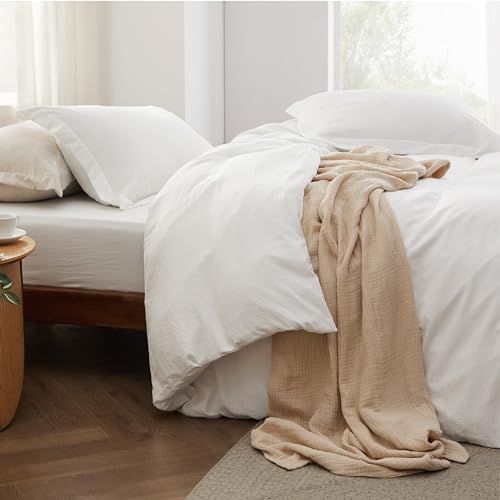 Image of Bedsure Duvet Cover Full Size with Fitted Sheet - 4 Pieces Prewashed Polyester Extra Soft Bedding Set, Includes 1 Duvet Cover 80x90 Inches with Zipper Closure, 2 Pillow Shams, 1 Fitted Sheet, White