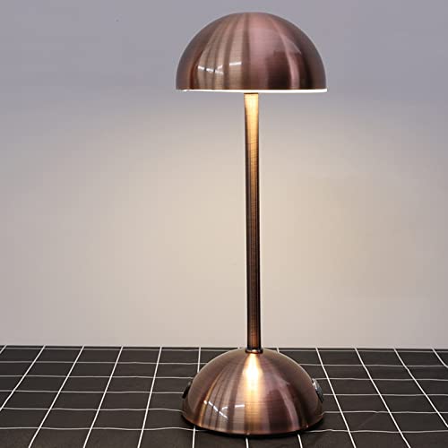 Lampe de chevet vintage en bronze pour illuminer vos soirées lecture