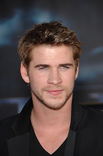 Liam Hemsworth At Arrivals For Thor Premiere El Capitan Theatre