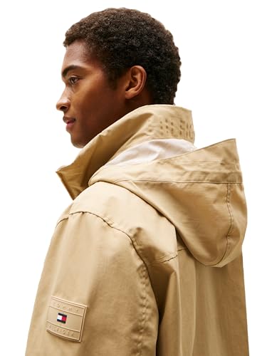 Image of Tommy Hilfiger Men's Lightweight Waterproof Regatta Bomber Jacket