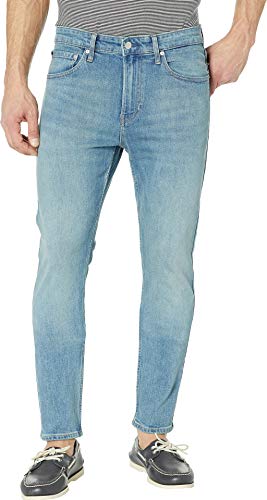 Image of Calvin Klein Jeans Men's Rinse Skinny in Dark Wash