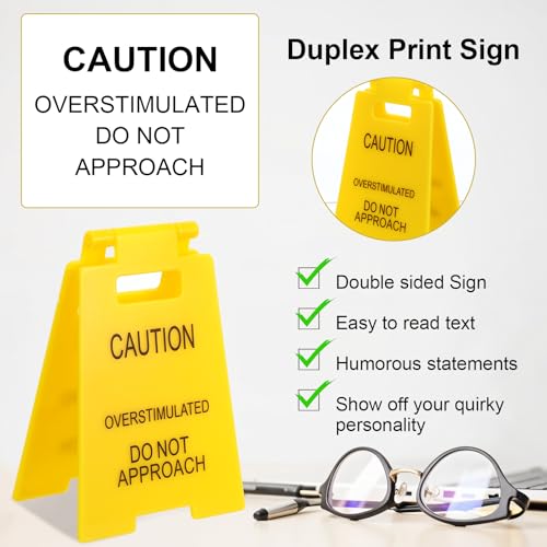 Heclia 2 Pack Overstimulated Warning Signs Funny Office Desk Decor Gag Gift for Colleagues Coworkers Humorous \'Do Not Approach\' Sign for Employees Teammates Workstations Novelty Desk Accessory