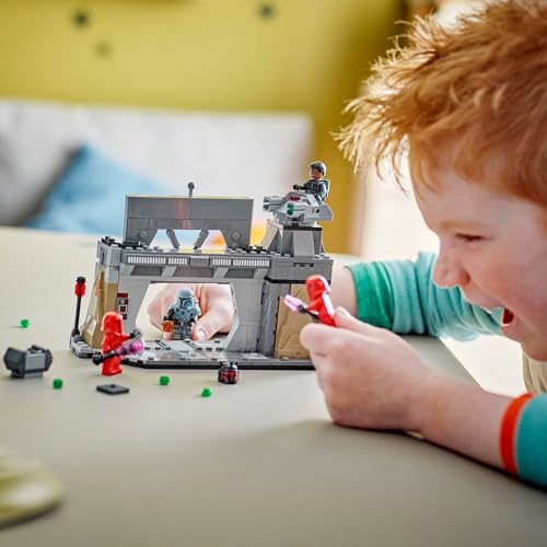 Star Wars Battaglia tra Paz Vizsla e Moff Gideon, Giochi d'Avventura per Bambini da 7 Anni, Set da The Mandalorian Stagione 3 da Collezione con 4 Minifigure, Armi e Jetpack, Regalo Fantasy 75386 - Lego - Immagine 6