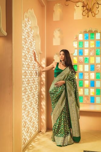 Image of Flosive Women's Kanjivaram Silk Saree With Beautiful Blouse With Zari Border