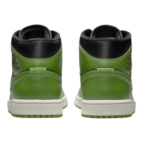 Image of Nike Men's Air Jordan 1 Mid Basketball Shoes