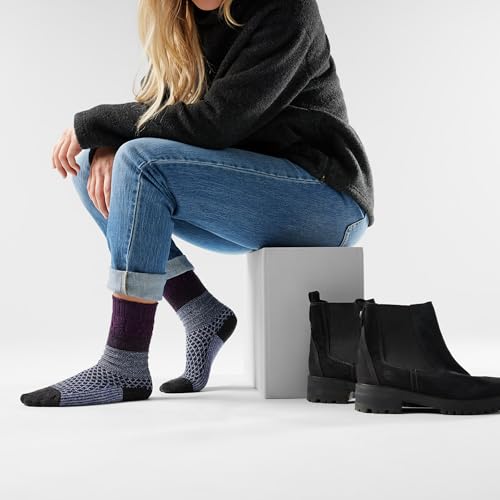 Image of Smartwool Women's Everyday Cozy Popcorn Cable Crew Socks