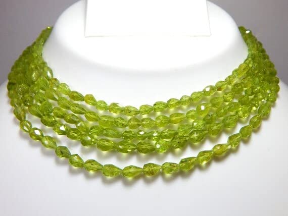 Péridot naturel en perles gouttes facettées de 6,5 à 12 mm pour création de bijoux de valeur