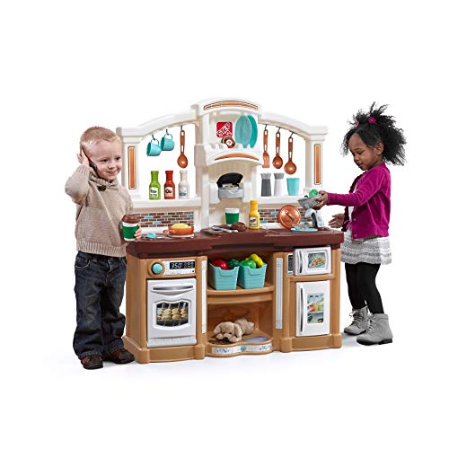 Step2 Fun with Friends Kitchen Spielküche in Braun | Spielzeugküche für Kinder mit 40 teiligem Zubehör Set inkl. u.a… – Bild 5