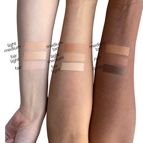Han Skincare Cosmetics Clean Concealer, Light Medium | With Organic Shea Butter, Vit E, Rosehip | 0.32 Oz #TOP2