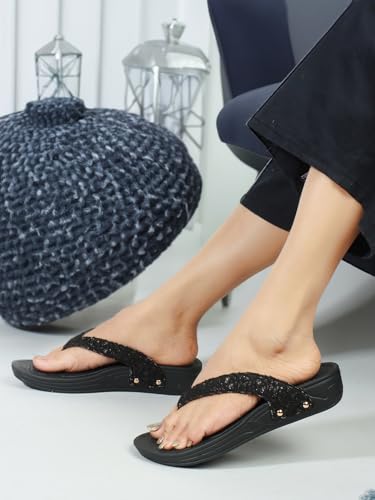 Image of Carlton London women's Textured Thong Comfort Sandals