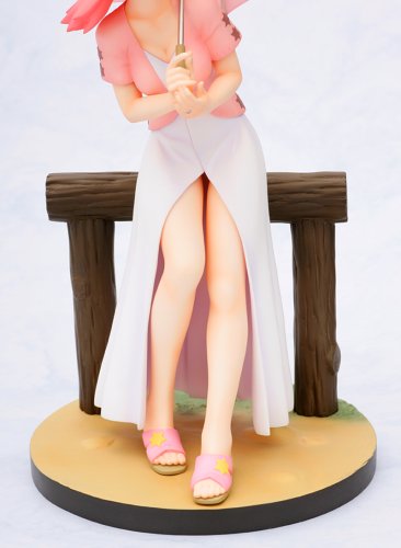 Amazon.co.jp: 奥さまは魔法少女 浅羽嬉子 (1/7スケール PVC塗装済み 