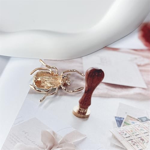 Image of Enamel Insect Beetle Brooch Pin for Women Men Gold-Toned Fashion Creative Bee Animal Brooches Lapel Pins Dainty Dress Accessories Birthday Party Jewelry