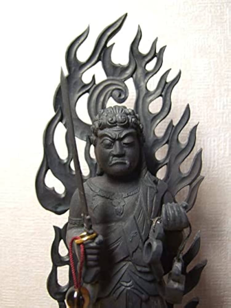 【月末セール・新品】 不動明王　柘植　総高さ約25.5cm　上彫　不動　台座付 柘植 不動明王 玉眼入 上彫 4.0寸～5.0寸 | 激安仏壇仏具の販売