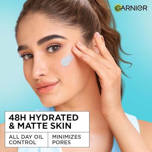 Image of Garnier Fresh & Matte Sorbet Moisturizer Cream, 4.5% of Triple Active Complex, Salicylic Acid + Niacinamide + Vitamin C, 9x Lighter Sorbet Cream, For Hydration & Oil Control, Suitable for Oily to Normal & Combination Skin, 20ml