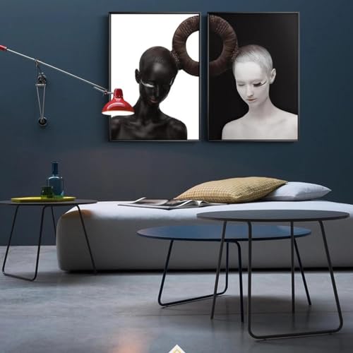 Décoration murale à la maison pour masquer un mur vide avec deux toiles de pop art moderne