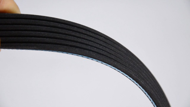 Image of 6PK2139 Serpentine Belt V-Ribbed Drive Belt Compatible with V8 20-22 F53 /F59,21-23 F650 /F750 7.3L,10-11 Soul V-Ribbed Wedge Belt 6-Rib 84.21 inch,Replace 1060842,K060842