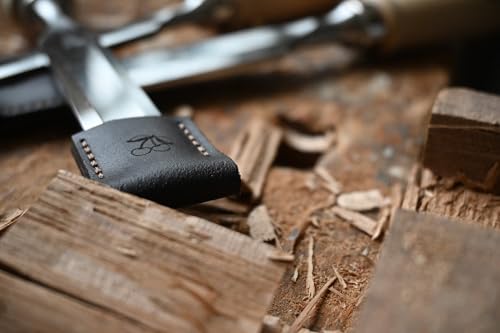 KIRSCHEN Schneidenschutz – Schutz für Stechbeitel mit 32 mm Klingenbreite und Zimmermannsbeitel NERO in 28 mm, Klingenschutz aus Leder, Messerschutz 8505032