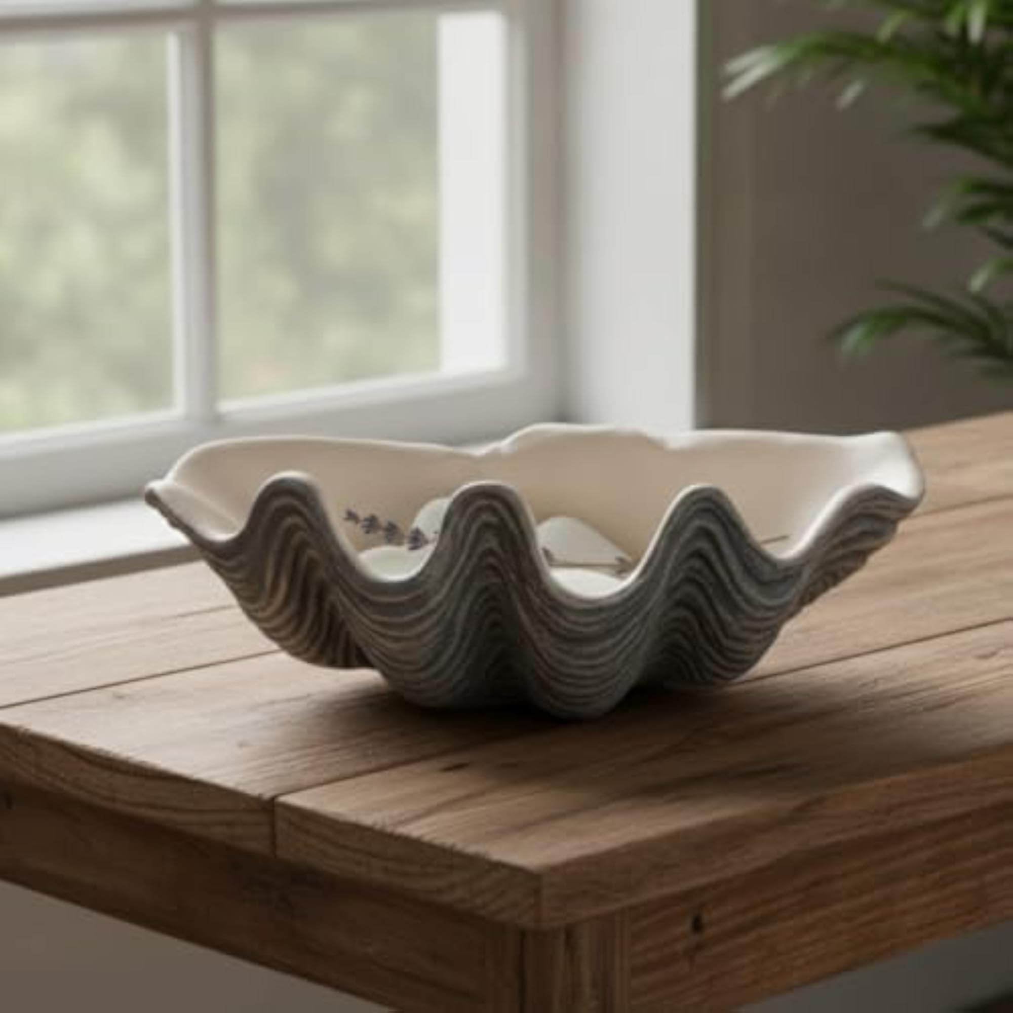 Coastal Ocean-Inspired Resin Clam Shell Tray for Coffee Table