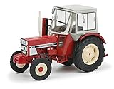 Der IHC 433 war bei seiner Einführung im Jahre 1975 durch IHC (International Harvester Company) das kleinste Modell der sogenannten IHC-A-Baureihe. Leistungsmäßig trat der Schlepper so die Nachfolge des IHC 383 an. Nach der Übernahme von IHC durch Case wurde der IHC 433 ab 1985 als Case IH 433 mit einem neuen Farbschema angeboten. Der 433er wurde wie sein Vorgänger in den Fabriken Neuss und St. Dizier (Frankreich) hergestellt. Nachdem die Produktion in Neuss im Frühjahr 1990 eingestellt wurde, wurde das Modell 433 noch bis März 1993 in Doncaster (England) weiter produziert, wobei sich die Typenbezeichnung auf Case-IH 440 änderte.