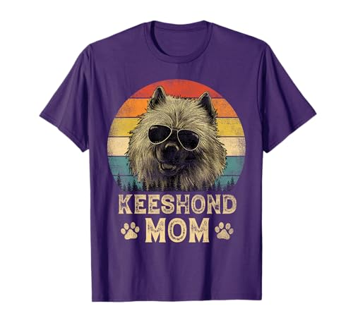 Vintage Keeshond Mom Dog Lovers Mother's Day Men Women T-Shirt