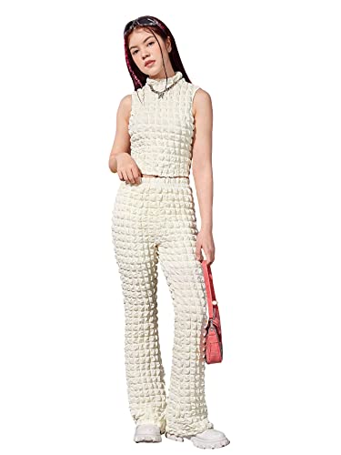 Image of WDIRARA Girl's 2 Piece Set Textured Mock Neck Sleeveless Tank Top with Flare Leg Pants Set