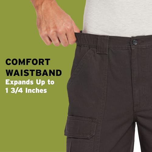 Image of Savane Mens 8 inch Hiking Cotton Cargo Shorts with Tech Pocket (Available in Big & Tall)