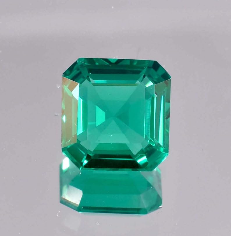 Émeraude naturelle 8x8mm authentique pour remplacer une gemme perdue
