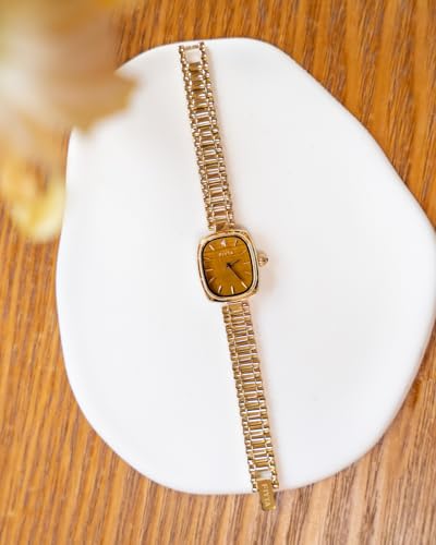 Image of FIYTA Women's Watch - Elegant Gold Small Square Luxury Watch with Sapphire Crystal; 316L Stainless Steel Jewelry Bracelet, Timeless Gift for Her, Mother's Day, Gift Box Included