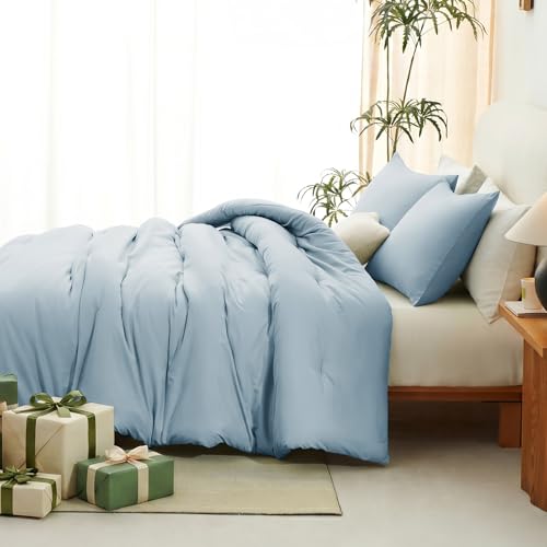 CozyLux Full Size Comforter Set Light Blue, 3 Pieces Lightweight Down Alternative Quilted Bedding Sets, All Seasons Breathable Solid Comforter with 2 Pillowcases, Soft Luxury Bed Set for Bedroom by CozyLux - Used condition - Image 6