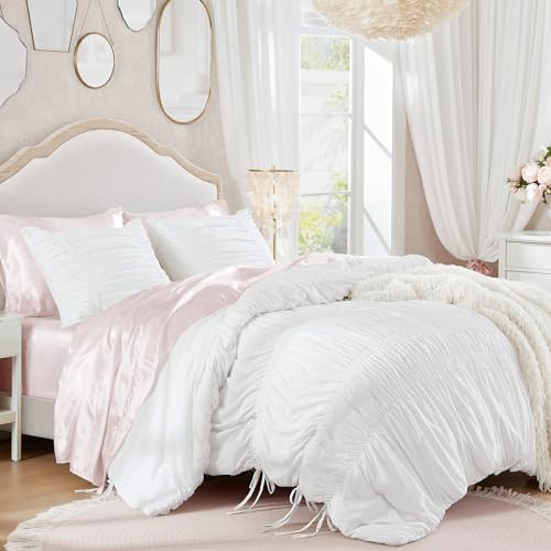 Image of Intelligent Design Ruched Shabby Chic White Queen Comforter Set, 3pc