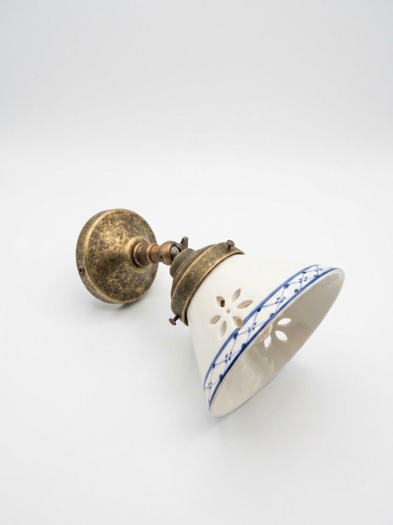 Applique in ottone anticato da parete con ceramica traforata blu