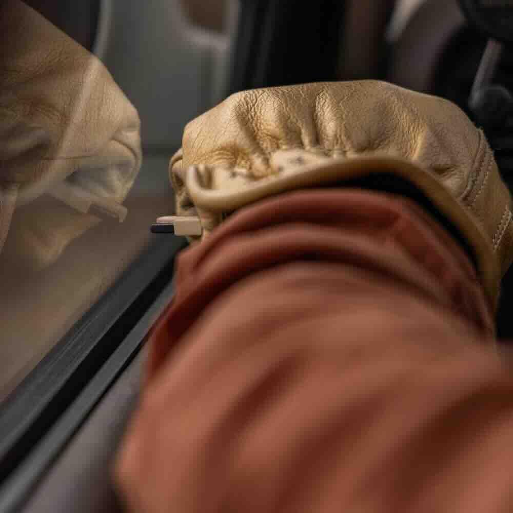 Gerber Gear Seatbelt Strap Cutter Escape Tool with Lanyard Hole and Glass Breaker, Made in USA, Green, 5 x 2.5 x 1 inches Pocket Size