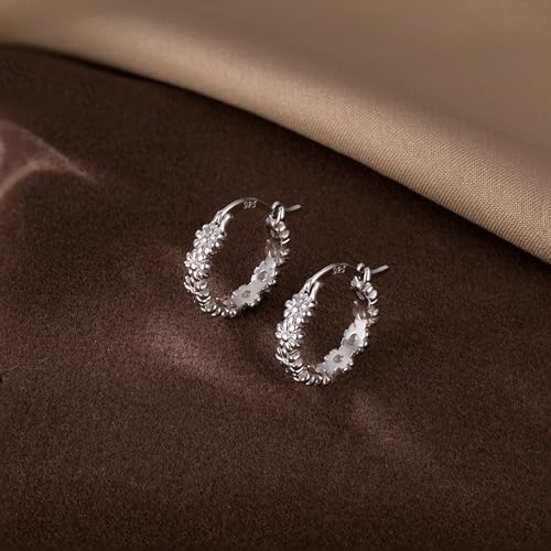Sluynz SSE512 Solid 925 Sterling Silver Daisy Flower Hoop Earrings thumb #3