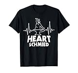 Dieses Heartbeats Heartschmied Schmied Geschenk ist für Männer zum Geburtstag die mit Schmiedewerkzeug Schmiedeschürze und Amboss schmieden. Perfekte Geschenkidee für alle Schmiede und Hufflüsterer bei schmieden ihrer Schmiedekunst aus Metall und Eisen.