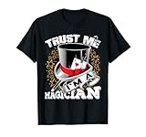 Trust Me I'm A Magician Funny T-shirt Magic Show Performer T-Shirt