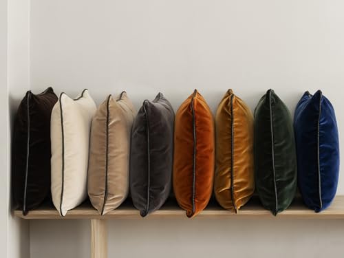 Housse de coussin Velvet Blomus en coton Espresso pour lit