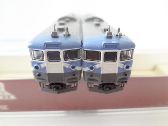 КATO10-910 415系800番台タイプ（七尾線色）3両セット【中古品】 КATO10-910 415系800番台タイプ（七尾線色）3両セット中古品 KATO