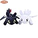 Honeytoy Pack 2 Dragons, como Entrenar a tu dragón - Peluches Desdentado y Furia Luminosa (Toothless y Light Fury) Color Negro y Blanco Calidad Super Soft(25cm)
