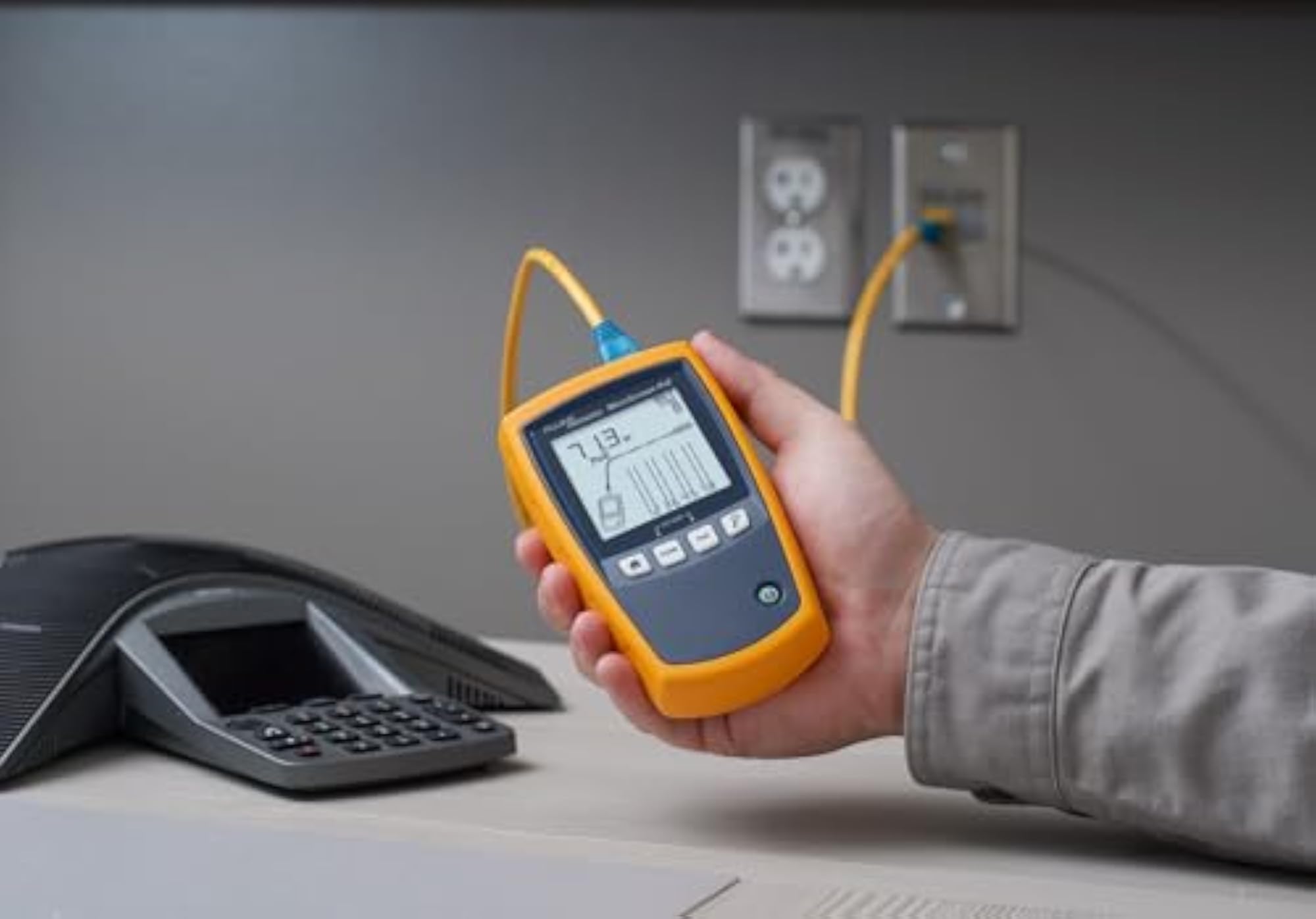 MS-POE MicroScanner Copper Cable Verifier and PoE Tester