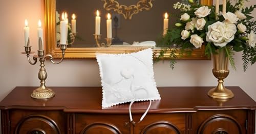 Miss Lovely Ringkissen Hochzeit & Standesam mit Herz & Spitze Traukissen für Ehe-Ringe in Leinen-Optik mit Satin-Schleife Hochzeitsdekoration Accessoires & Zubehör (Herz Creme & Weiß)