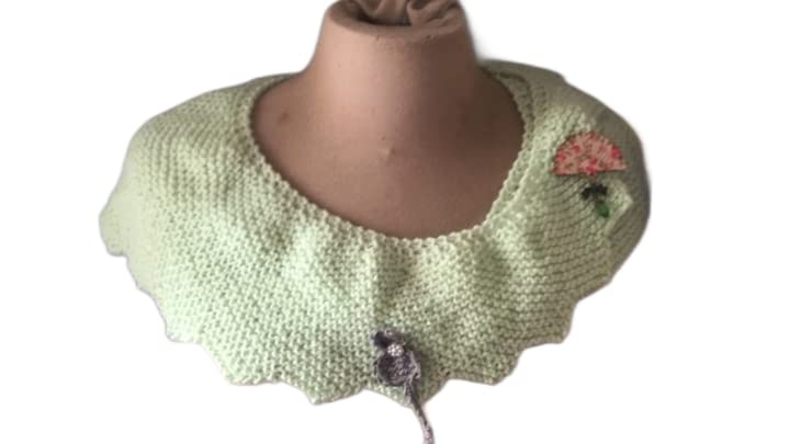 Écharpe queue de dragon verte menthe châle tricoté femme avec broches