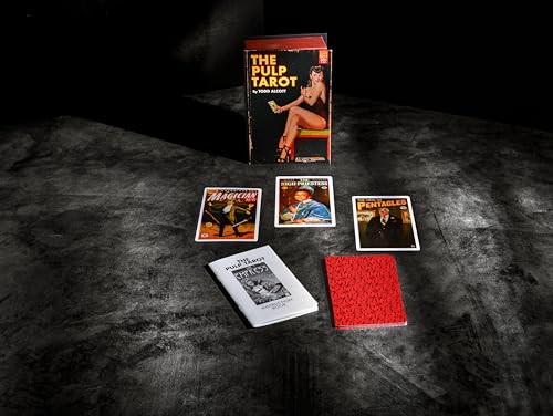 Pulp Magazines Tarot: 78 Cartas de Personajes Clásicos