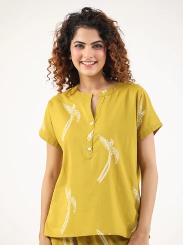 Image of Women's Pure Cotton Bird Printed Night Suit Top and Pyjama Set.