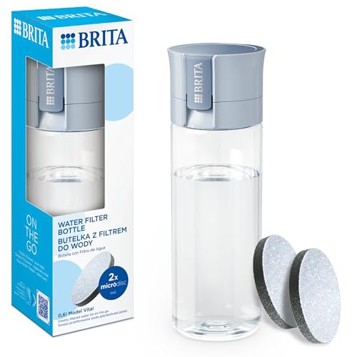 BRITA Butelka filtrująca Vital pastelowy błękit (0,6l) zawiera 2 filtry MicroDisc – filtruje chlor, zanieczyszczenia, hormony i pestycydy, zachowuje cenne minerały