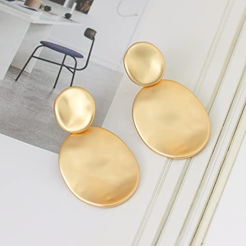 Gold Plated Curved Disc Drop Earrings Round Disc Dangle Earrings Minimalist Geometric Statement Earrings for Women4
