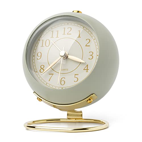 Shougege Desk Clocks Battery Operated, Silent Alarm Clock For Bedrooms, Retro Bedside Table Analog Vintage Aesthetic Clock #TOP25